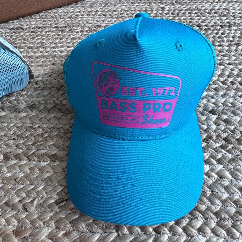 Brand New Bass Pro Shops Special Edition Blue